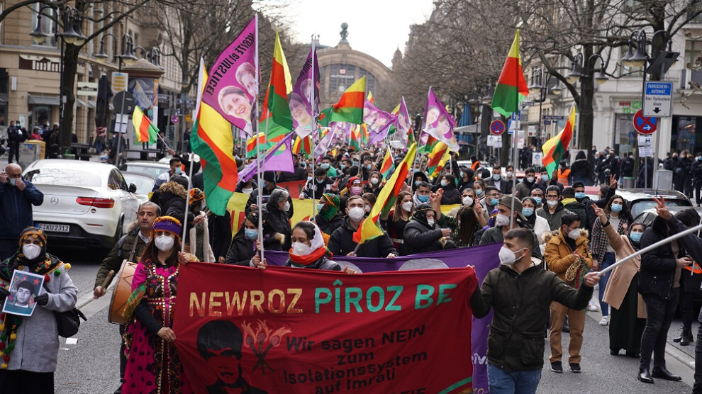 ANF Frankfurt’ta binler “Dem Dema Azadiye” şiarı ile Newroz’u kutladı